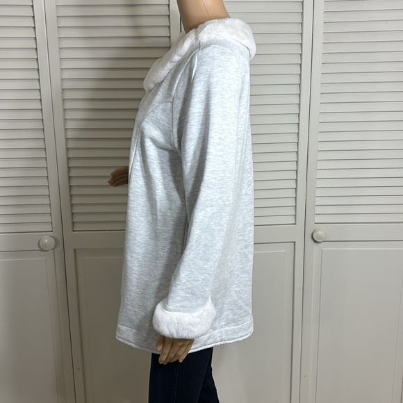 NWT Soft Surroundings Aprés Ski Faux Fur Top Medium - Picture 10 of 12
